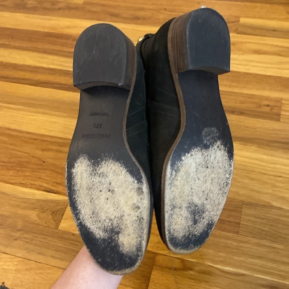 See By Chloe Women’s Gray Ankle Boots With Gold Buckle Size 37.5/7.5 - Picture 7 of 9